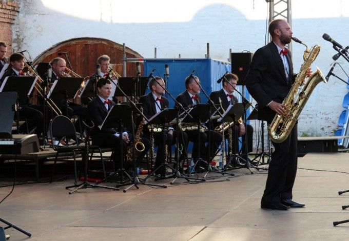 u041au043eu043du0446u0435u0440u0442 u00abu041cu044b u0438 u0434u0436u0430u0437u00bb