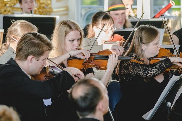 u0410u043cu0435u0440u0438u043au0430u043du0441u043au0438u0439 u0442u0435u043du043eu0440 u043eu0442u043au0440u043eu0435u0442 u0444u0435u0441u0442u0438u0432u0430u043bu044c u00abu0414u0432u043eu0440u0446u044b u0421u0430u043du043au0442-u041fu0435u0442u0435u0440u0431u0443u0440u0433u0430u00bb