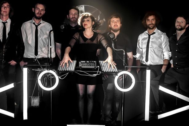 u041au043eu043du0446u0435u0440u0442 Caravan Palace