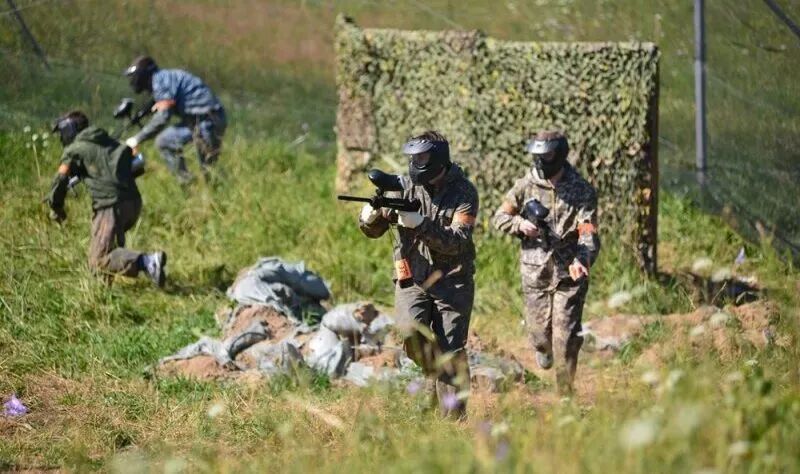 Pikabum предлагает не только классический пейнтбол, но и лазертаг