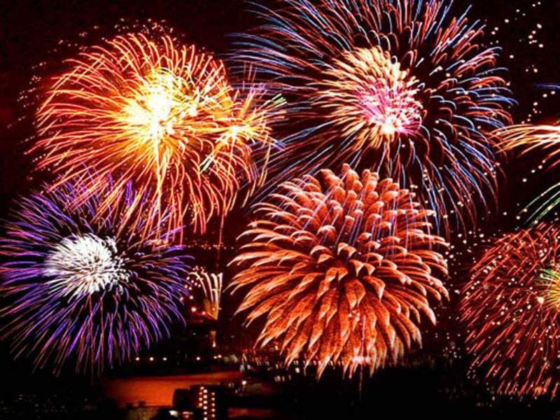 u041du043eu0432u044bu0439 u0413u043eu0434-2016 u0432 u041fu0435u0442u0435u0440u0431u0443u0440u0433u0435 u2014 u043fu0440u043eu0433u0440u0430u043cu043cu0430 u043fu0440u0430u0437u0434u043du043eu0432u0430u043du0438u044f