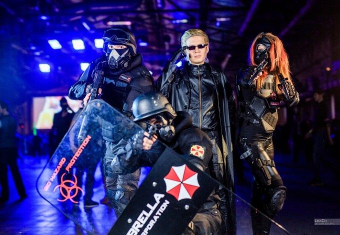 12 ноября десятки героев комиксов, фильмов и видеоигр выйдут на улицы Петербурга, чтобы собраться вместе под одной крышей. Крупнейший конкурс косплея, море тематических стендов, посвященных фантастическим вселенным и компьютерным играм — всё это будет ждать петербуржцев и гостей города на фестивале.