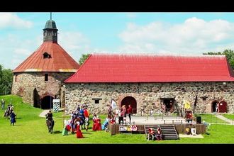 Удивительный мир городского творчества вновь, с 29 января по 28 февраля, предстанет перед горожанами во всей красе. Гостям мероприятия расскажут и на примерах покажут, как можно преобразить Северную столицу при помощи урбанистики и уличного искусства. Пройдут интересные выставки, лекции и мастер-классы от художников и искусствоведов.