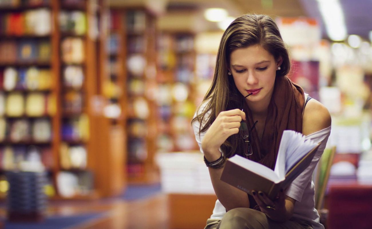 Эти книги помогут вам изменить восприятие жизни, развить оптимизм и научиться замечать прекрасное даже в сложных обстоятельствах. Они собраны для тех, кто хочет привнести в свою жизнь больше радости и осознанности.