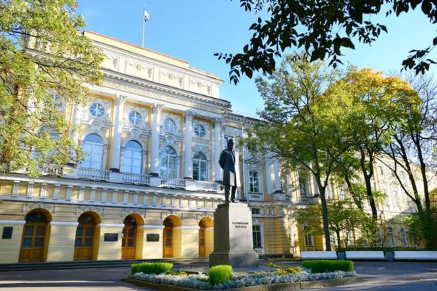 19 мая 2017 РГПУ им. А.И. Герцена отпраздновал 220-летие со дня основания большим фестивалем «В Петербурге – учить!». Впервые юбилейную дату Герценовский университет отметил столь масштабным мероприятием, которое было адресовано, прежде всего, студентам.&nbsp;