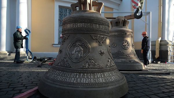 u0424u0435u0441u0442u0438u0432u0430u043bu044c u043au043eu043bu043eu043au043eu043bu044cu043du043eu0433u043e u0438u0441u043au0443u0441u0441u0442u0432u0430 u00abu041du0435u0432u0441u043au0438u0435 u0437u0432u043eu043du044bu00bb