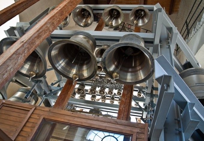 u041au0430u0440u0438u043bu044cu043eu043du043du044bu0439 u0444u0435u0441u0442u0438u0432u0430u043bu044c u043eu0442u043au0440u043eu0435u0442u0441u044f u0432 15-u0439 u0440u0430u0437