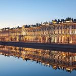 Пока самоизоляция продолжается, многие музеи города работают в онлайн-режиме. Виртуальные туры, видео-экскурсии, исторические архивы, игры и викторины, прямые трансляции в социальных сетях — это и многое другое позволит посетить любимые музеи, не выходя из дома.