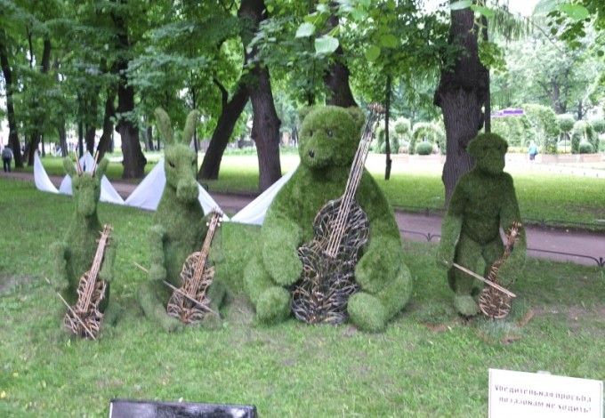 u00abu0410u043fu0435u043bu044cu0441u0438u043du043eu0432u044bu0439 u0434u0435u043du044cu00bb u0441 u0436u043eu043du0433u043bu0435u0440u0430u043cu0438 u0438 u043cu0443u0437u044bu043au0430u043du0442u0430u043cu0438