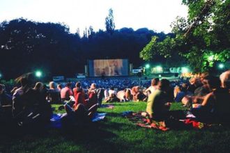 u041au0438u043du043eu0444u0435u0441u0442u0438u0432u0430u043bu044c Beat Film Festival u043du0430 u041du043eu0432u043eu0439 u0413u043eu043bu043bu0430u043du0434u0438u0438