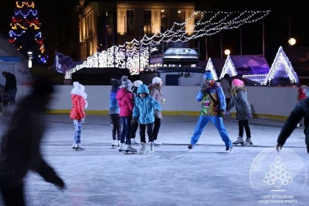 u0411u0435u0441u043fu043bu0430u0442u043du044bu0439 u043au0430u0442u043eu043a u043eu0442u043au0440u044bu0432u0430u0435u0442u0441u044f u043du0430 u041fu0438u043eu043du0435u0440u0441u043au043eu0439 u043fu043bu043eu0449u0430u0434u0438