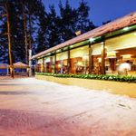 Новогодняя атмосфера уже царит в загородном ресторане RUNO.RU на побережье Финского залива. Уютный зал с панорамными окнами с видом на сказочно-красивое побережье с многовековыми соснами. Блюда Европейской, Восточной и Японской кухни. А в Новогоднюю ночь гостям ресторана обещают показать все 2016 оттенков Счастья.