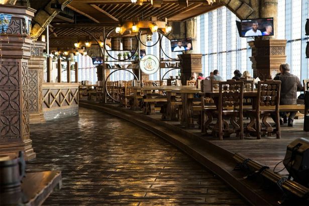 В петербургском Планетарии №1 вновь пройдут полюбившиеся концерты "Классика в темноте". Новая программа состоится&nbsp;7 и 21 февраля, а также&nbsp; 7 марта и 21 марта. Организаторы подготовили ко второму сезону много сюрпризов. Петербуржцев ждет незабываемое визуальное шоу.&nbsp;