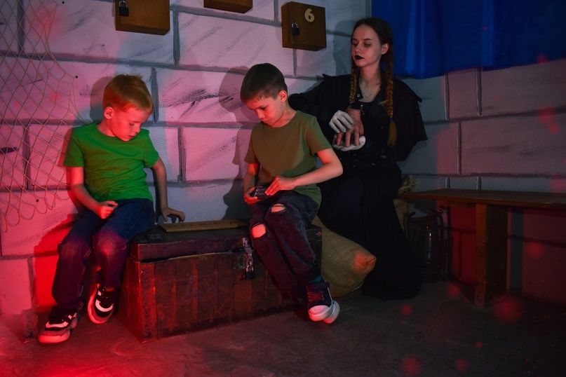 «‎Тайник замка семейки Аддамс» от Quest Guru