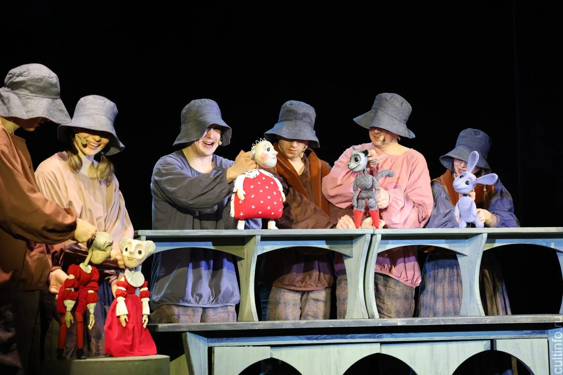 Театр кукол Бродячая Собачка