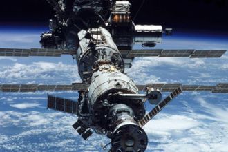 u041fu0435u0442u0435u0440u0431u0443u0440u0436u0446u044b u0441u043cu043eu0433u0443u0442 u0443u0432u0438u0434u0435u0442u044c u041cu041au0421 u043du0435u0432u043eu043eu0440u0443u0436u0435u043du043du044bu043c u0433u043bu0430u0437u043eu043c