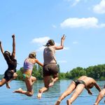 После окончательной проверки качества воды Роспотребнадзором, выяснилось, что поплавать можно в 7 водоемах при благоустроенных пляжах, а также в 22 – на «диких» пляжах.