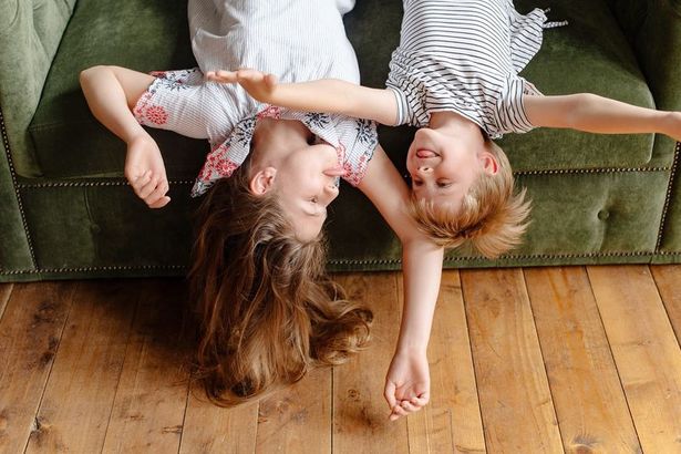 u0427u0435u043c u0437u0430u043du044fu0442u044c u0440u0435u0431u0451u043du043au0430 u0434u043eu043cu0430 u0432u043e u0432u0440u0435u043cu044f u0441u0430u043cu043eu0438u0437u043eu043bu044fu0446u0438u0438