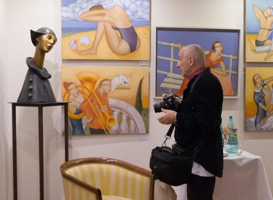 Туристы и местные жители часто ограничиваются самыми популярными петербургскими художественными музеями — Эрмитажем и Русским. Но в городе есть десятки других интересных галерей. Питер Online делится местами, где собраны впечатляющие коллекции и проходят крутые выставки современного искусства.