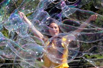 u0424u0435u0441u0442u0438u0432u0430u043bu044c u043cu044bu043bu044cu043du044bu0445 u043fu0443u0437u044bu0440u0435u0438u0306 u0432 u043fu0430u0440u043au0435 u0411u0430u0431u0443u0448u043au0438u043du0430