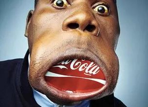 Петербуржец Альберт Османов попал в Книгу рекордов России, открыв рот на 8,35 см. Необычное достижение зафиксировано официально.