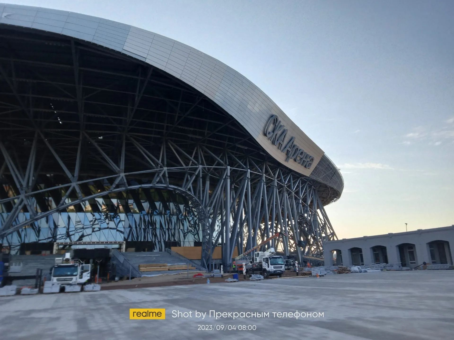 СКА Арена — крупнейший хоккейный стадион России в Петербурге