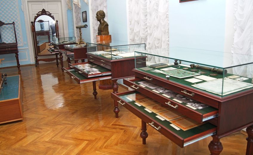 4dc833734bbf169aa026a9b7ebb03651 dc442