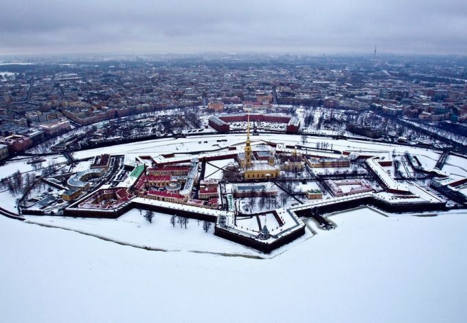  u0412 u041fu0435u0442u0440u043eu043fu0430u0432u043bu043eu0432u0441u043au043eu0439 u043au0440u0435u043fu043eu0441u0442u0438 u0432u0435u0441u0435u043bu043e u0441u043fu0440u0430u0432u044fu0442 u0420u043eu0436u0434u0435u0441u0442u0432u043e