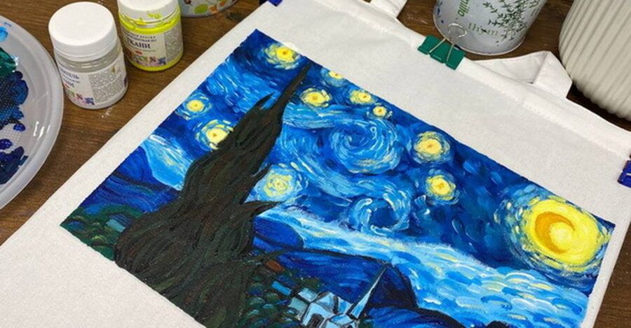 Когда прогулки по городу и вечера с роллами и фильмами надоели, пригласите свою вторую половину на творческий мастер-класс. Вместе вы нарисуете интерьерную картину, слепите глиняную посуду, разучите танец и сварите собственную шоколадную плитку. Читайте подборку, чтобы узнать обо всех мастер-классах, где можно интересно провести время и признаться в чувствах.