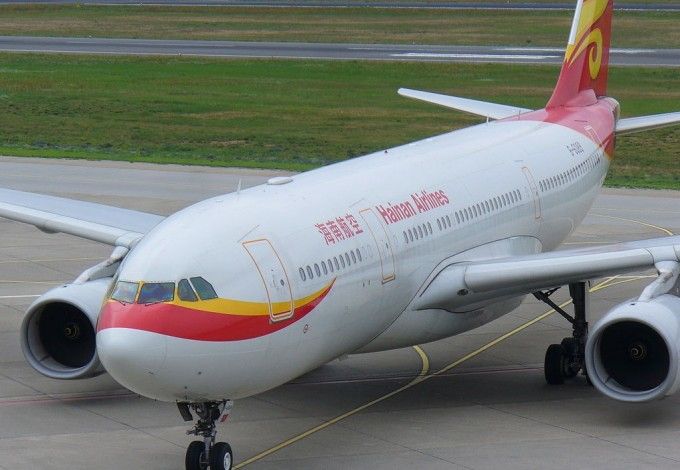 Hainan Airlines u0443u0432u0435u043bu0438u0447u0438u0442 u0447u0438u0441u043bu043e u0440u0435u0439u0441u043eu0432 u0438u0437 u041fu0435u043au0438u043du0430 u0432 u041fu0435u0442u0435u0440u0431u0443u0440u0433