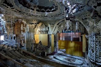 u0421u0430u043cu044bu0435 u043du0435u043eu0431u044bu0447u043du044bu0435 u043au0438u043du043eu0442u0435u0430u0442u0440u044b u041fu0435u0442u0435u0440u0431u0443u0440u0433u0430