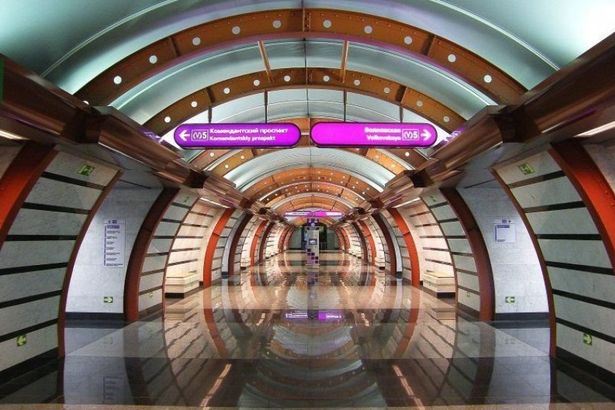 u041fu043eu043bu043du043eu0435 u0440u0430u0441u043fu0438u0441u0430u043du0438u0435 u0440u0430u0431u043eu0442u044b u043cu0435u0442u0440u043e u041fu0435u0442u0435u0440u0431u0443u0440u0433u0430