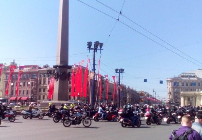 u0412 u041fu0435u0442u0435u0440u0431u0443u0440u0433u0435 u043fu0440u043eu0445u043eu0434u0438u0442 u043cu043eu0442u043eu043fu0440u043eu0431u0435u0433