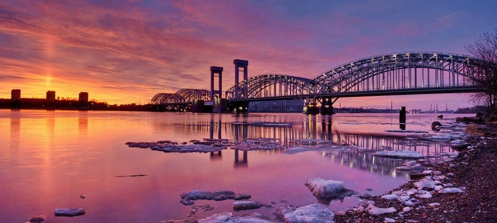 u0421u0430u043cu044bu0435 u043du0435u043eu0431u044bu0447u043du044bu0435 u043cu043eu0441u0442u044b u041fu0435u0442u0435u0440u0431u0443u0440u0433u0430