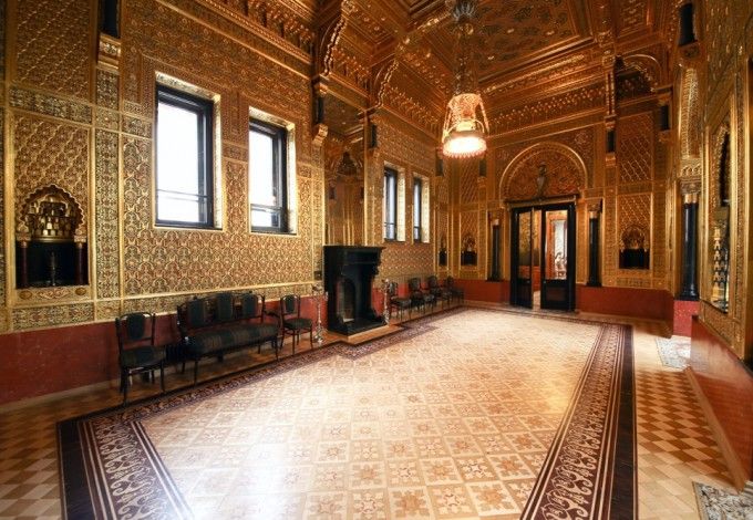 "u0421u0430u043du043au0442u044a-u041fu0435u0442u0435u0440u0431u0443u0440u0433u044a u041eu043fu0435u0440u0430" u0434u0430u0441u0442 u043fu043eu043fu0440u043eu0431u043eu0432u0430u0442u044c u0442u0435u0430u0442u0440u0430u043bu0430u043c u00abu041bu044eu0431u043eu0432u043du044bu0439 u043du0430u043fu0438u0442u043eu043au00bb