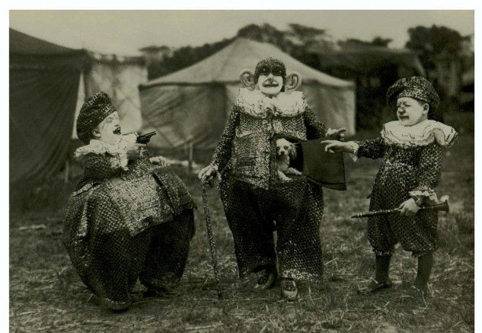 4 u0438u044eu043du044f 1822 u0433u043eu0434u0430 u0432 u041fu0435u0442u0435u0440u0431u0443u0440u0433u0435 u043eu0442u043au0440u044bu043bu0438 u043fu0435u0440u0432u044bu0439 u0446u0438u0440u043a