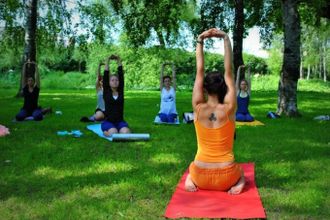 u0412 u0422u0430u0432u0440u0438u0447u0435u0441u043au043eu043c u0441u0430u0434u0443 u043fu0440u043eu0432u0435u0434u0443u0442 u0431u0435u0441u043fu043bu0430u0442u043du044bu0435 u0437u0430u043du044fu0442u0438u044f u0439u043eu0433u043eu0439