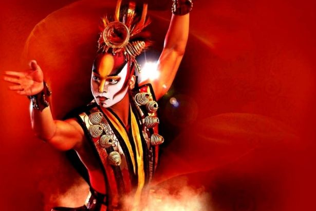 Cirque du Soleil u0441u043du043eu0432u0430 u0432 u0421u0430u043du043au0442-u041fu0435u0442u0435u0440u0431u0443u0440u0433u0435