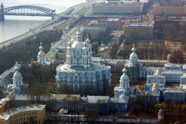 3 u0430u0432u0433u0443u0441u0442u0430 1835 u0433u043eu0434u0430 u0431u044bu043b u043eu0441u0432u044fu0449u0435u043d u0421u043cu043eu043bu044cu043du044bu0439 u0441u043eu0431u043eu0440