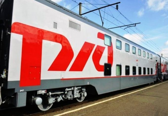 В столицу начал курсировать еще один двухэтажный поезд. От других его отличает удобное время отправления и прибытия, а также весьма демократичная цена на билет.