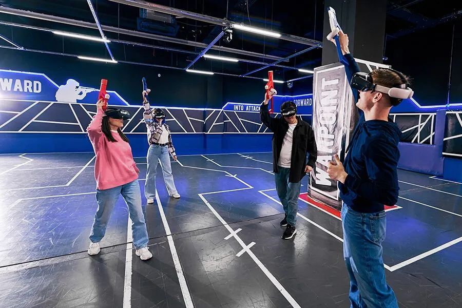 WARPOINT VR-арена для командных сражений