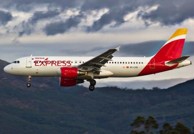 u0410u0432u0438u0430u0440u0435u0439u0441u044b u0438u0437 u041fu0435u0442u0435u0440u0431u0443u0440u0433u0430 u0432 u041cu0430u0434u0440u0438u0434 u0432u043eu0437u043eu0431u043du043eu0432u043bu044fu044eu0442u0441u044f