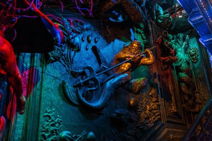 Откройте самые умные музеи Петербурга: интерактивные выставки, познавательные экспозиции и уникальные пространства для детей и взрослых.