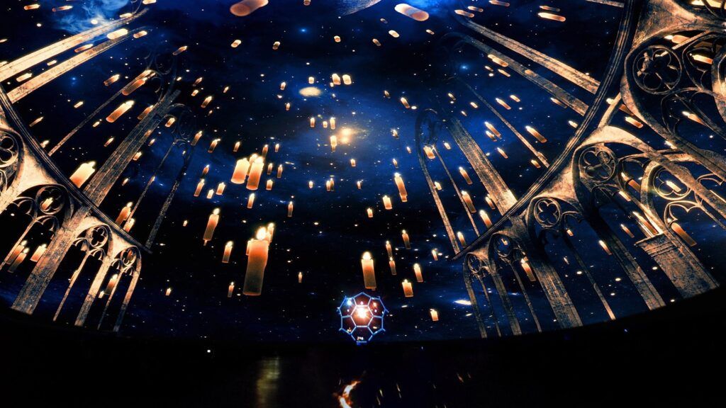 Каток среди леса, рождественские концерты в особняке, сверкающие ярмарки с запахом корицы и глинтвейна, атмосферные кафешки и умопомрачительные декорации улиц — вот они, атрибуты новогоднего Петербурга. Вы без напряга организуете себе насыщенную программу на праздники. Читайте статью Питер Online и сохраняйте 30 классных идей, куда пойти и на что посмотреть в зимние каникулы.