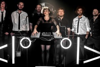 u041au043eu043du0446u0435u0440u0442 Caravan Palace