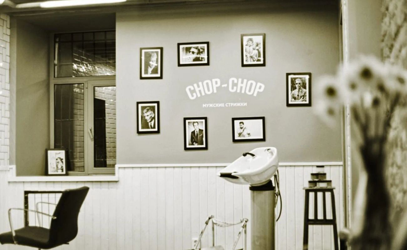 Chop X Chop на Рубинштейна, авторское «Дело» у Маяковской, турецкий Men's Way на Петровском, доступный Hard Coin — 13 барбершопов по районам от 900 ₽.