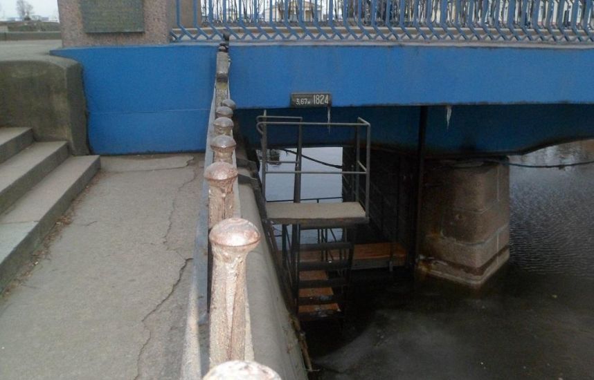 sinij most v kronshtadte otmetka urovnya 11b86