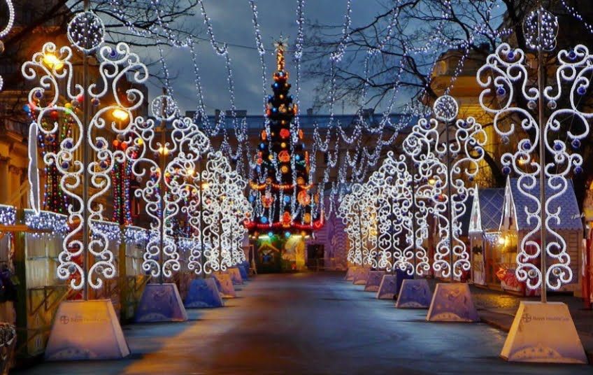 u0413u043bu0430u0432u043du0430u044f u0440u043eu0436u0434u0435u0441u0442u0432u0435u043du0441u043au0430u044f u044fu0440u043cu0430u0440u043au0430 u0421u0435u0432u0435u0440u043du043eu0439 u0441u0442u043eu043bu0438u0446u044b u043du0430u0447u043du0435u0442 u0440u0430u0431u043eu0442u0430u0442u044c u0432 u0434u0435u043au0430u0431u0440u0435