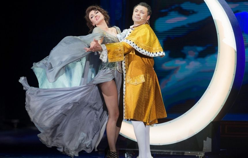 В театре «ЛДМ Новая сцена» сыграют пародию трагикомедию&nbsp;«Ёшкин Кот», посвященную&nbsp;великой актрисе Людмиле Гурченко. Главные роли сыграют&nbsp;Андрей Носков мастер комедии и Анастасия Макеева «Маргарита» драмы. Зрители увидят сплетение в Единый сюжет наших старых добрых фильмов Любовь и Голуби, Ирония судьбы и многих других.