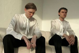 25 марта инди-поп группа «Буерак» выступит в Петербургском клубе Aurora Concert hall.